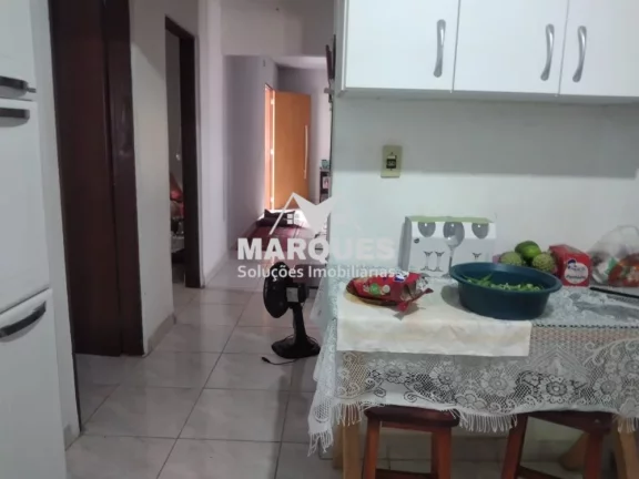 Imagem Duas Casas no Mesmo Terreno! Ideal para Morar e Investir