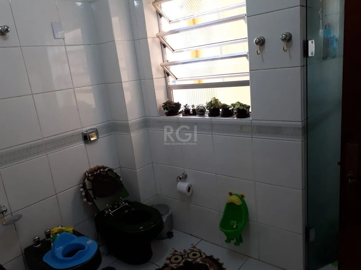 Imagem Apartamento para Venda - 145.56m², 3 dormitórios, 1 vaga - Cidade Baixa