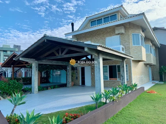Imagem Casa Frente Mar à venda Praia Bombas Bombinhas SC
