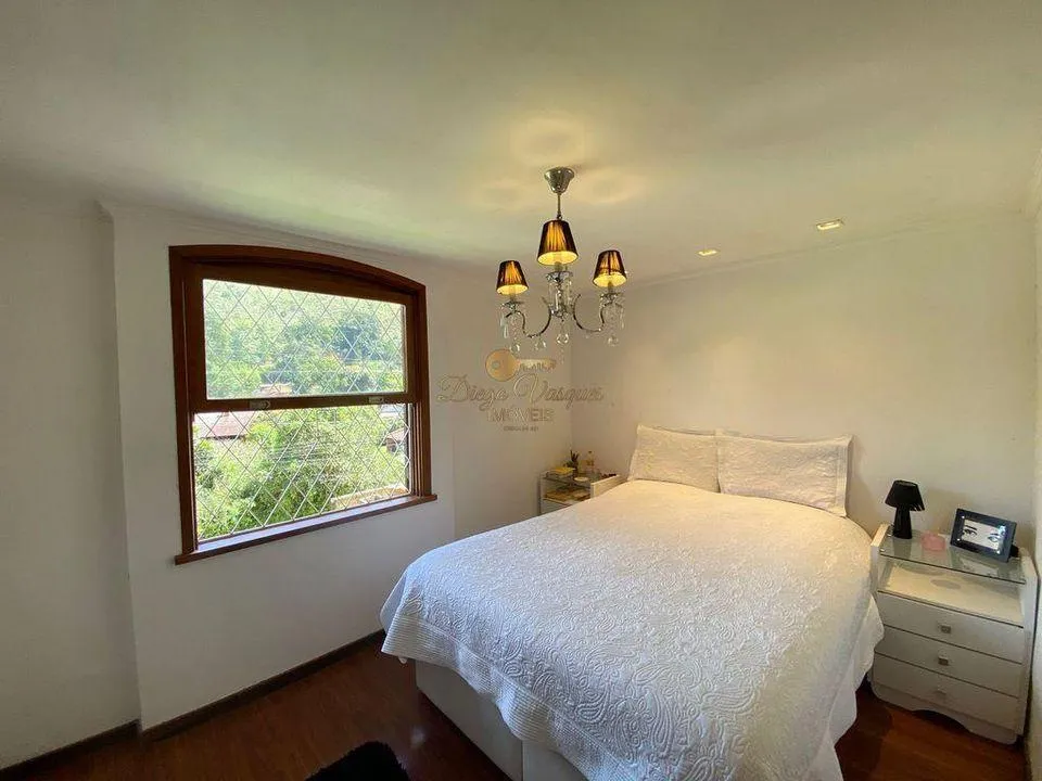 Imagem Casa para Venda em Teresópolis / RJ no bairro Albuquerque