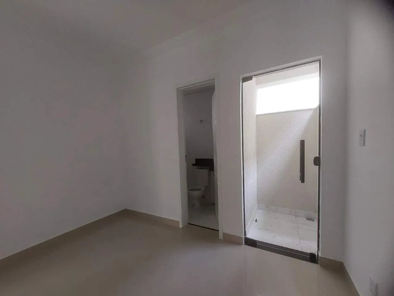 Imagem ELEVADOR+ VARANDA+VAGA COBERTA E DEMARCADA