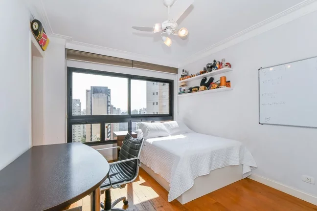 Imagem Apartamento à venda em São Paulo, Vila Suzana, com 3 quartos, 247m2