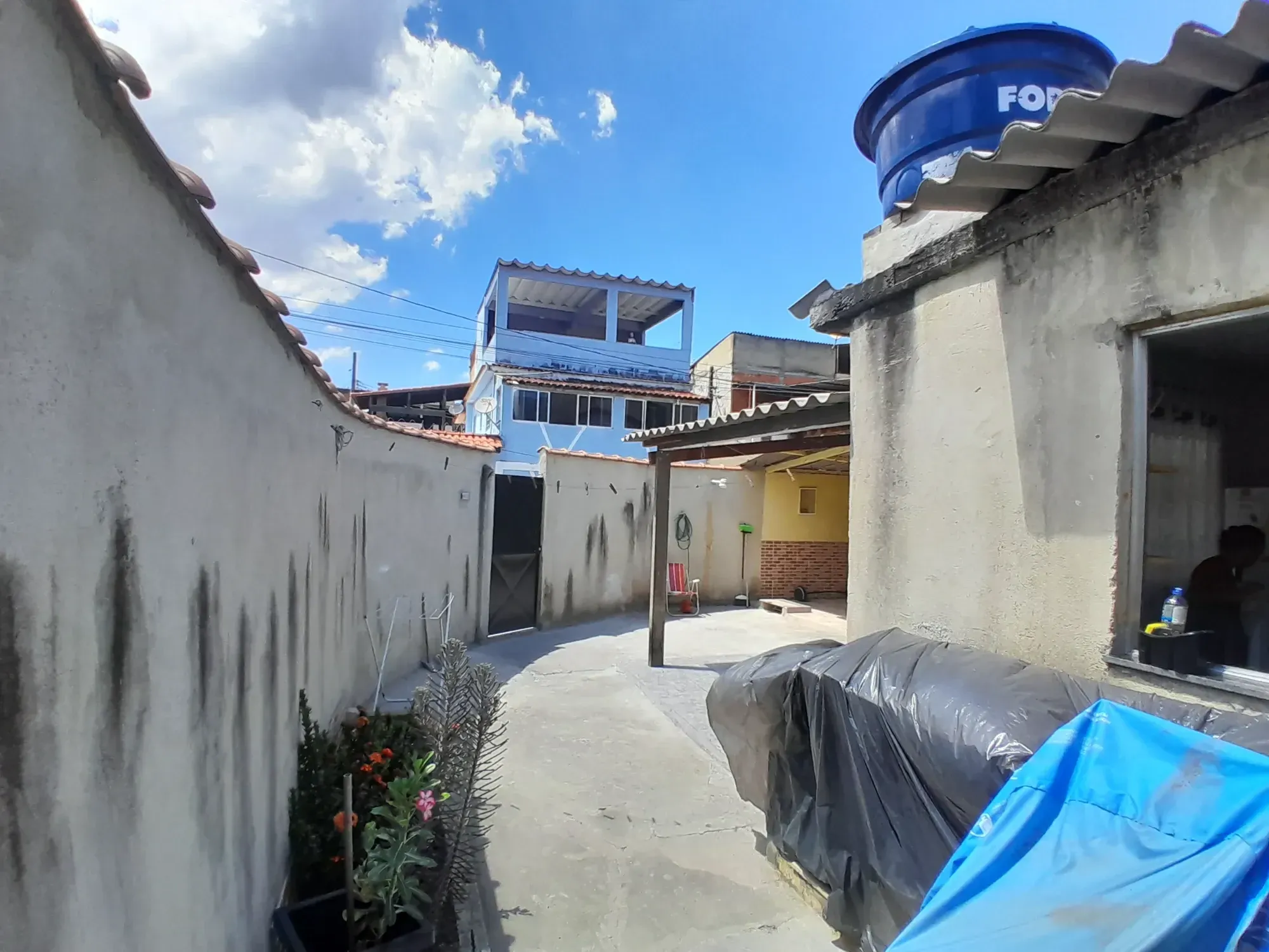 Imagem Casa com 2 Quartos à Venda, 84 m² em Bangu - Rio de Janeiro
