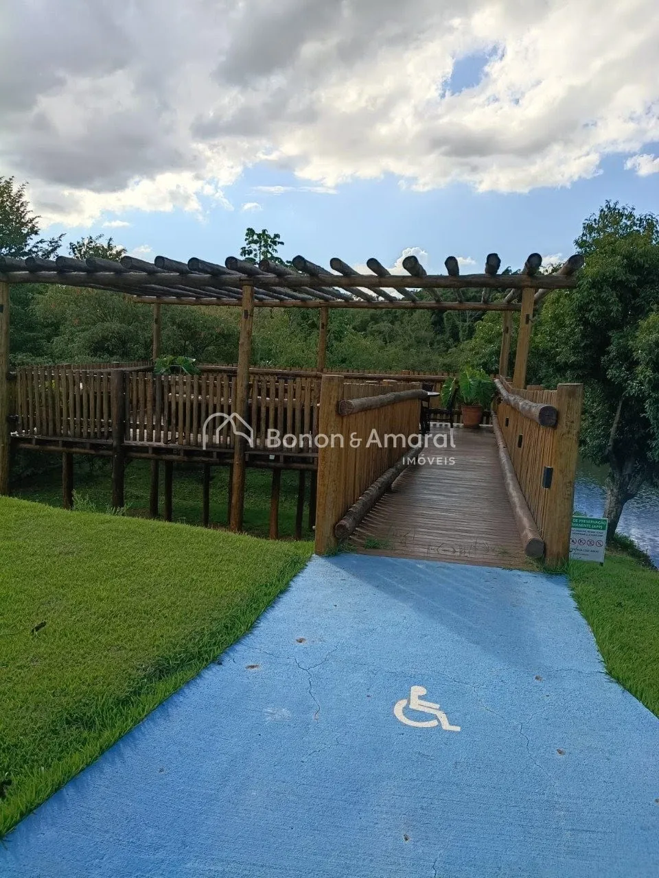 Imagem Terreno plano à venda no Residencial das Acácias em Paulínia: Condomínio Fechado com Lazer Completo e Infraestrutura de Alto Padrão