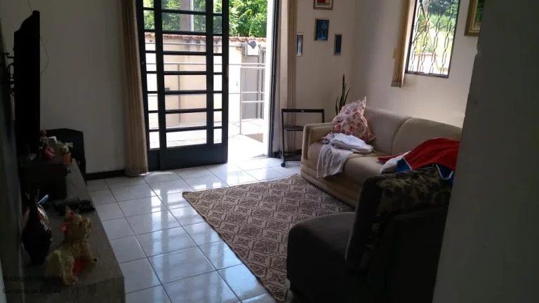 Imagem CASA RESIDENCIAL em POÇOS DE CALDAS - MG, JARDIM COUNTRY CLUB