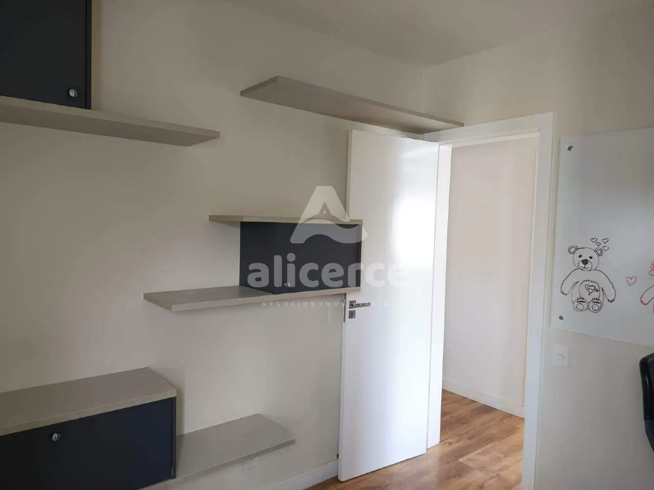 Imagem Apartamento no Pagani com 3 Quartos, 1 suíte | 2 Vagas e Lazer Completo | 12º Andar no Stellato