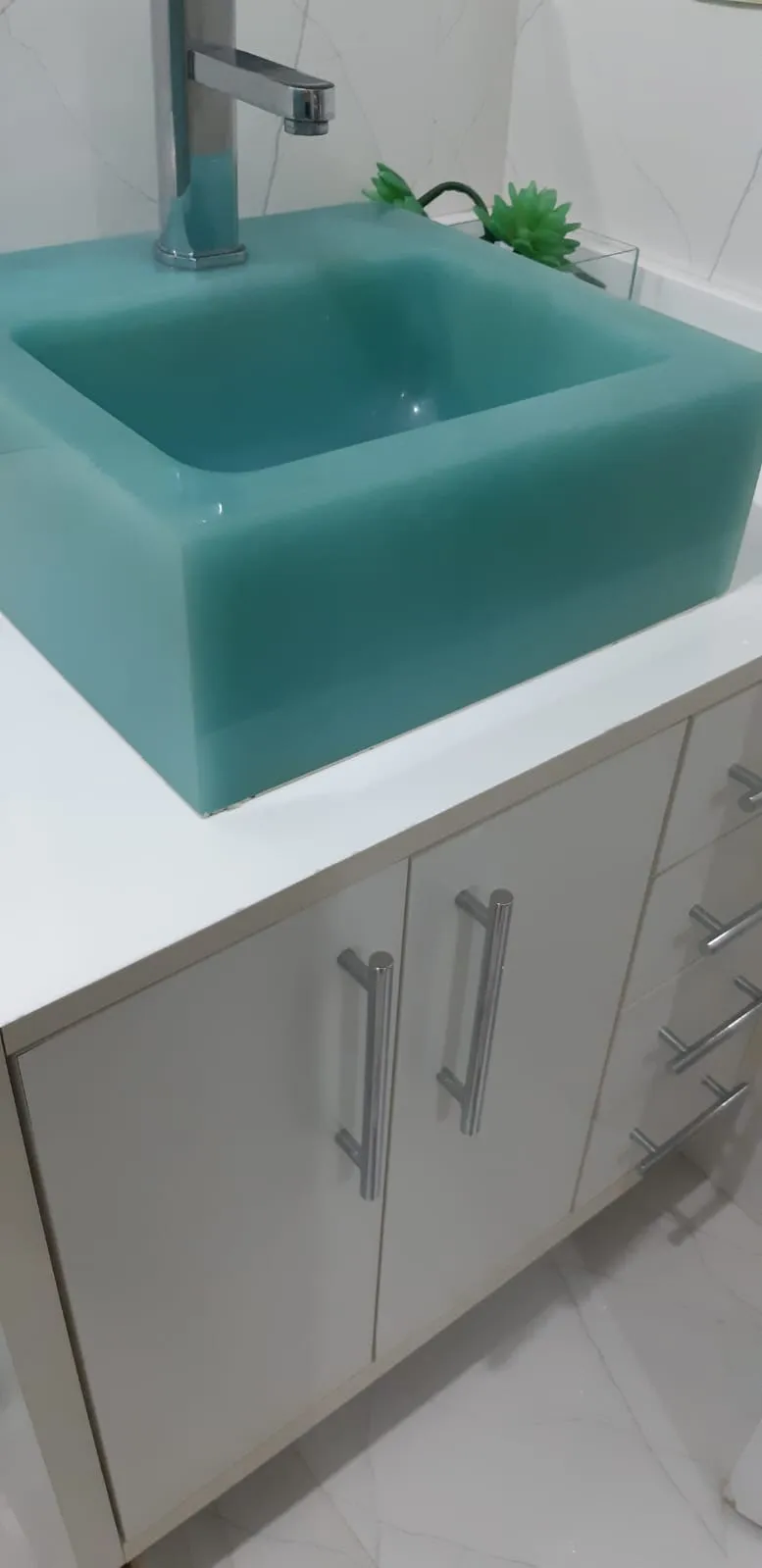 Imagem VENDO APARTAMENTO DE TRÊS DORMITÓRIOS NO BAIRRO CAMPO GRANDE! (ZONA SUL-SP)