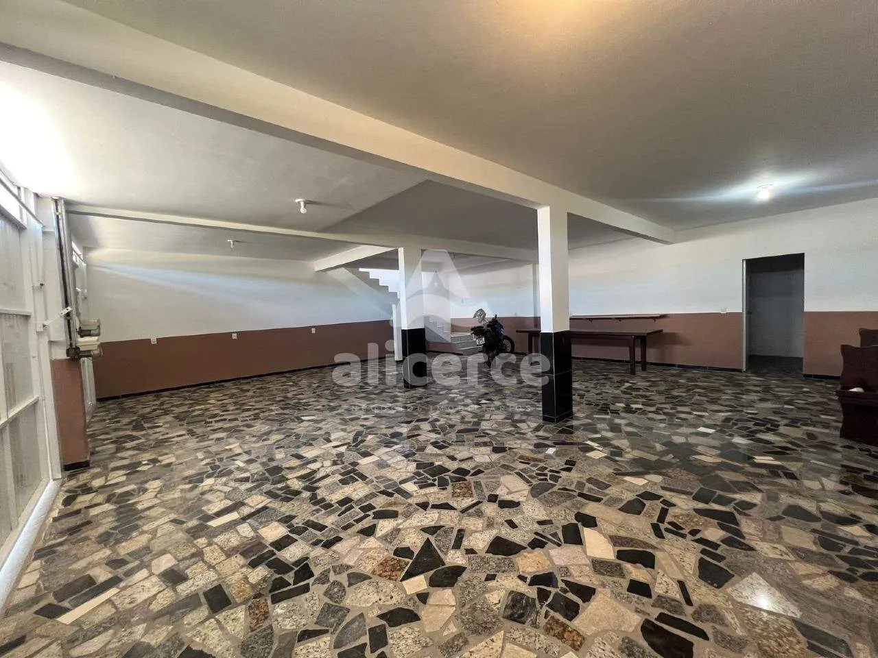 Imagem Casa à venda com 3 quartos 1 suíte, 210m² em Potecas São José