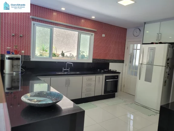 Imagem CASA RESIDENCIAL em SANTANA DE PARNAÍBA - SP, SURU
