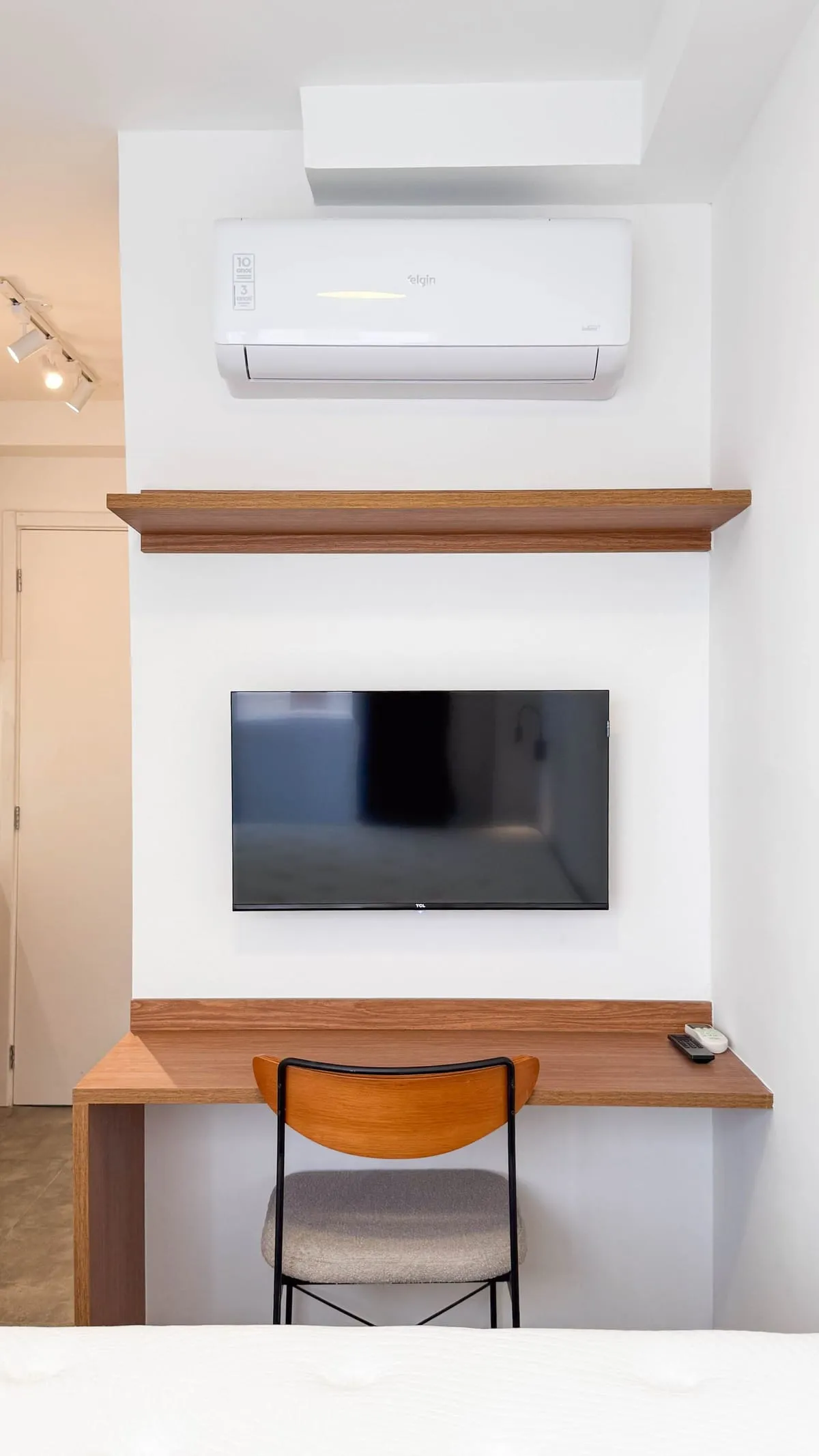 Imagem Apartamento com 1 Quarto para alugar, 17m² - Pinheiros