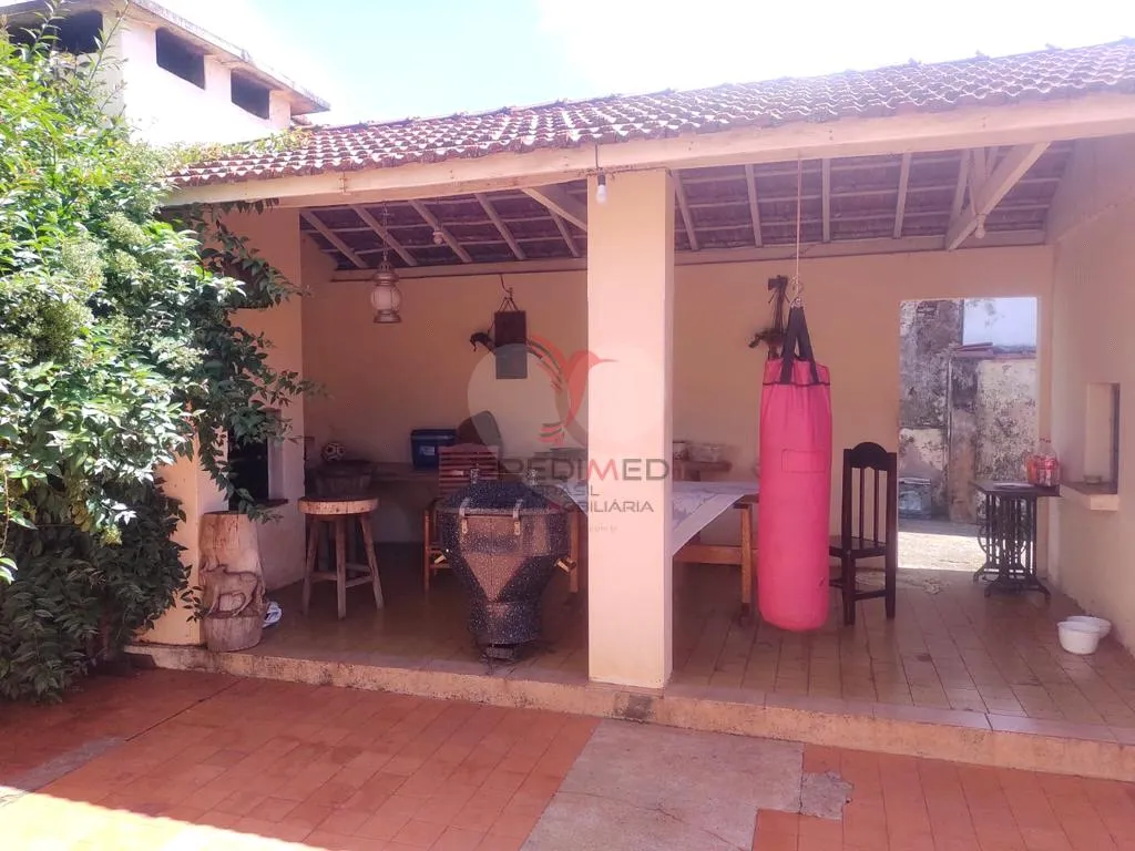 Imagem Casa de 3 quartos, 213m² no bairro Jardim Panorama, em Macatuba