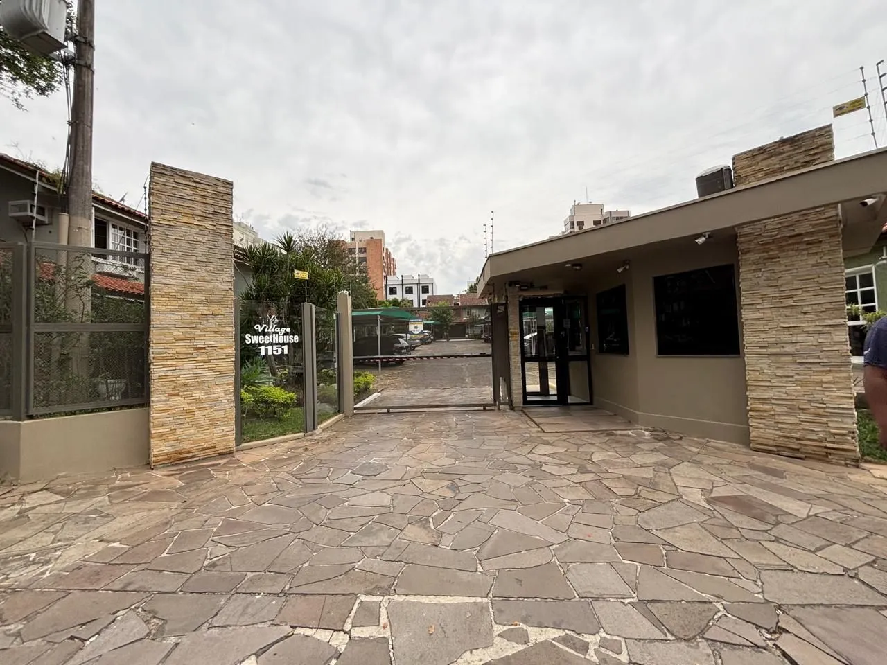 Imagem Excelente Casa 2 Dormitórios em Condomínio Fechado
