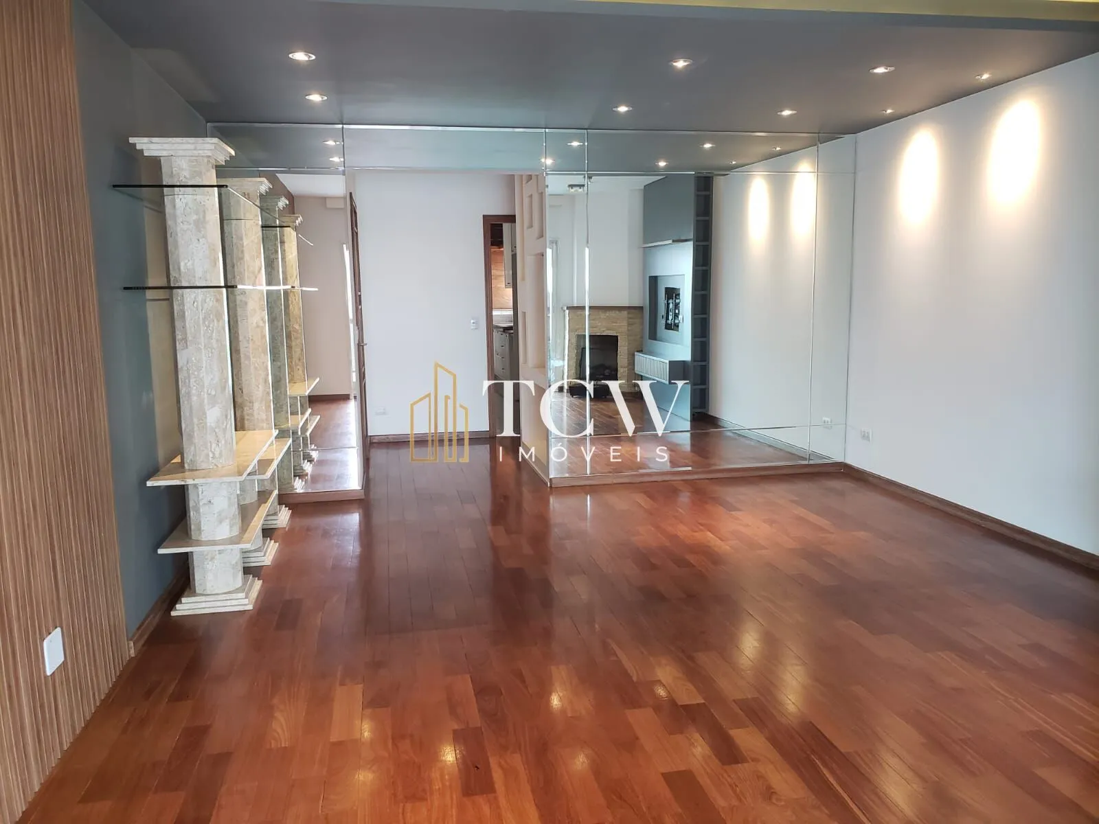 Imagem Apartamento para Locação na Aclimação | 3 Suítes | 145 m² | 3 Vagas | São Paulo/SP
