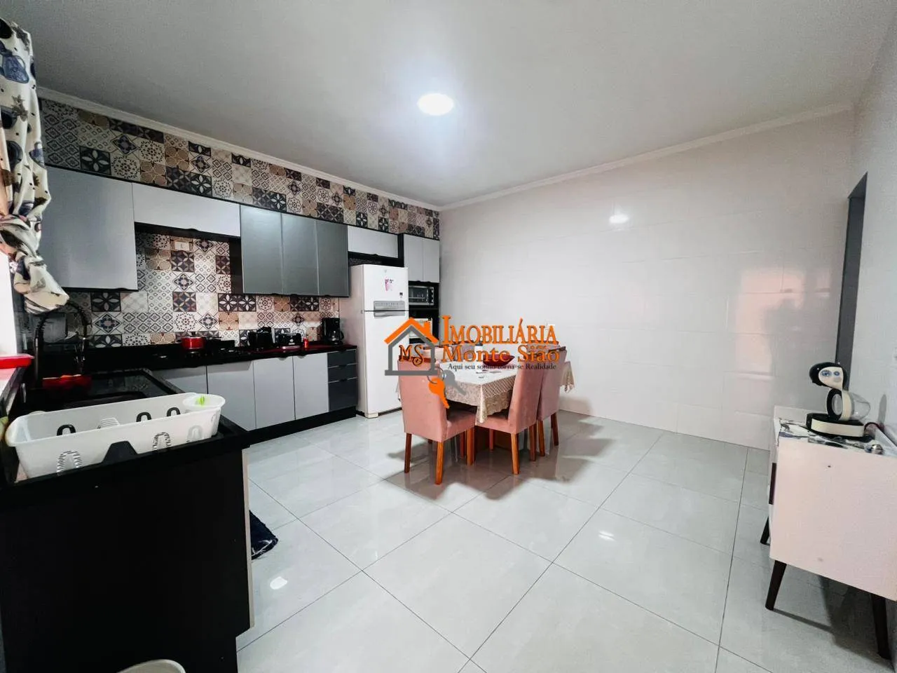 Imagem Casa com 5 dormitórios à venda, 240 m² por R$ 410.000,00 - Cidade Tupinambá - Guarulhos/SP
