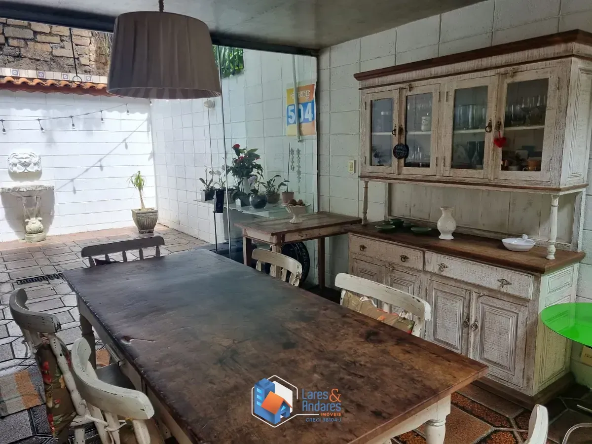 Imagem Casa de vila para venda em Chácara Monte Alegre com 3 quartos, sendo 1 suíte, 194m²