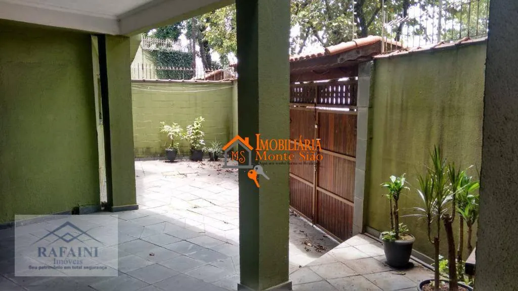 Imagem Sobrado com 3 dormitórios à venda, 153 m² por R$ 742.000,00 - Jardim Santa Clara - Guarulhos/SP
