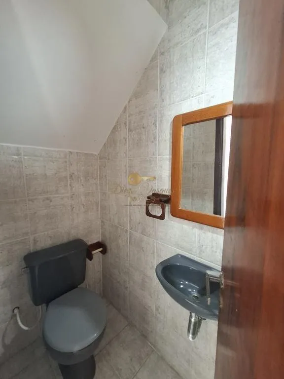 Imagem Casa em Condomínio para Venda em Teresópolis / RJ no bairro Artistas