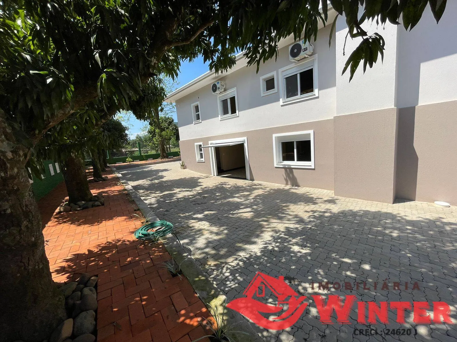 Imagem Ampla casa de 224m² em terreno de 957m² em Picada Cará, Feliz.