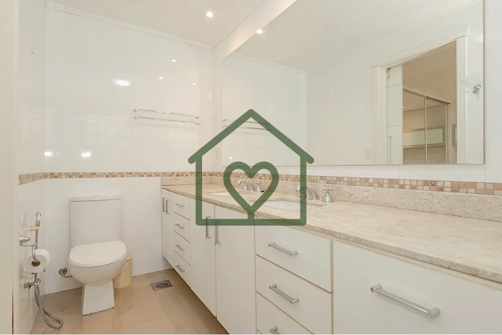 Imagem Realize seus sonhos nesta bela casa à venda em ótima condição no coração da área residencial ...