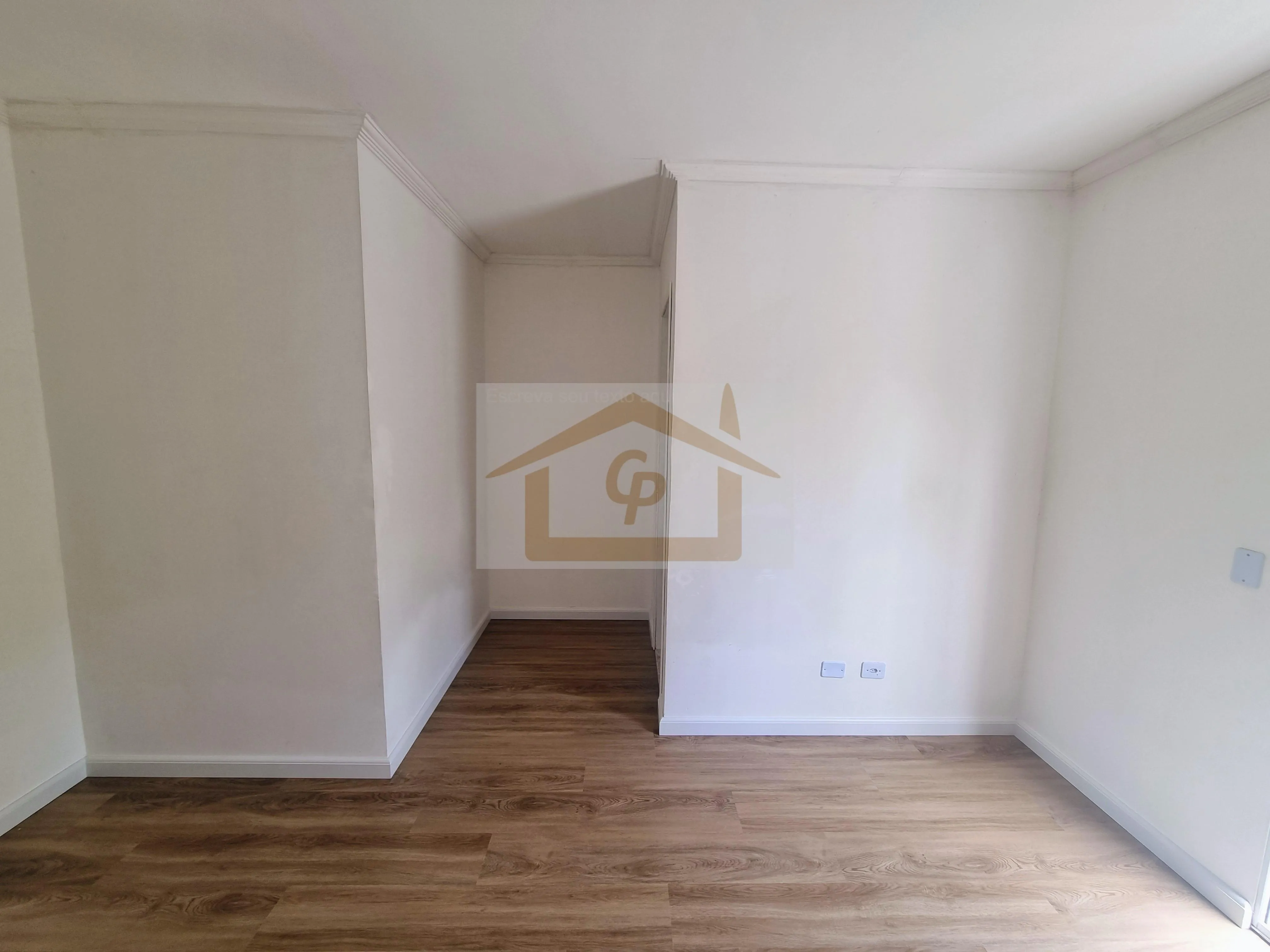 Imagem Pequeno Residencial, Casa com Duas Suítes, varanda, 2 vagas