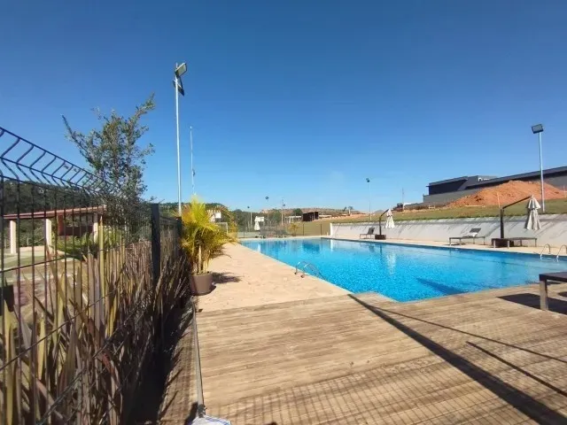 Imagem "Viva a Tranquilidade e Elegância: Terreno de 1000m² no Exclusivo Condomínio Fazenda Alta Vista, a Minutos do Campolim em Salto de Pirapora/SP"
