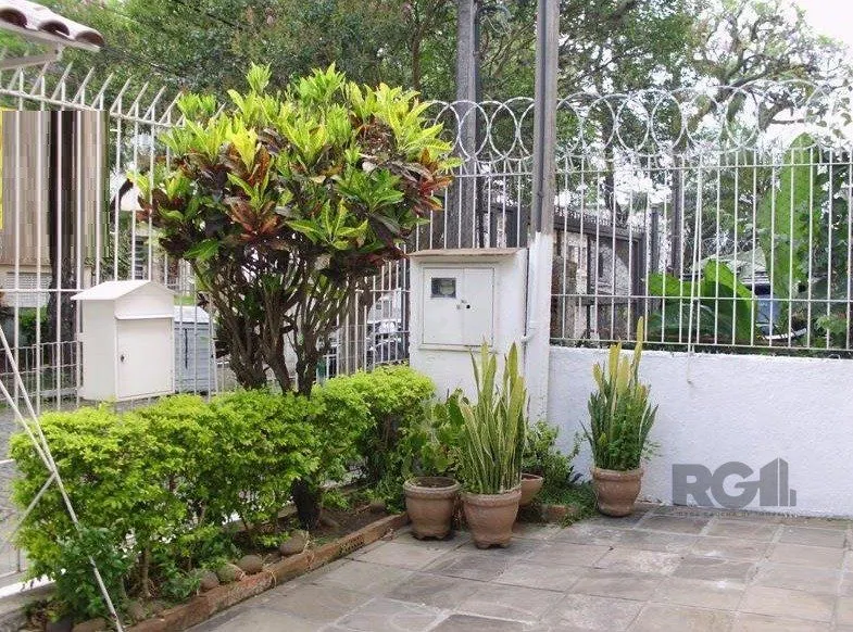 Imagem Casa sobrado no bairro Higienópolis de 3 dormitórios e 2 vagas