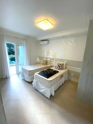 Imagem Casa moderna na praia