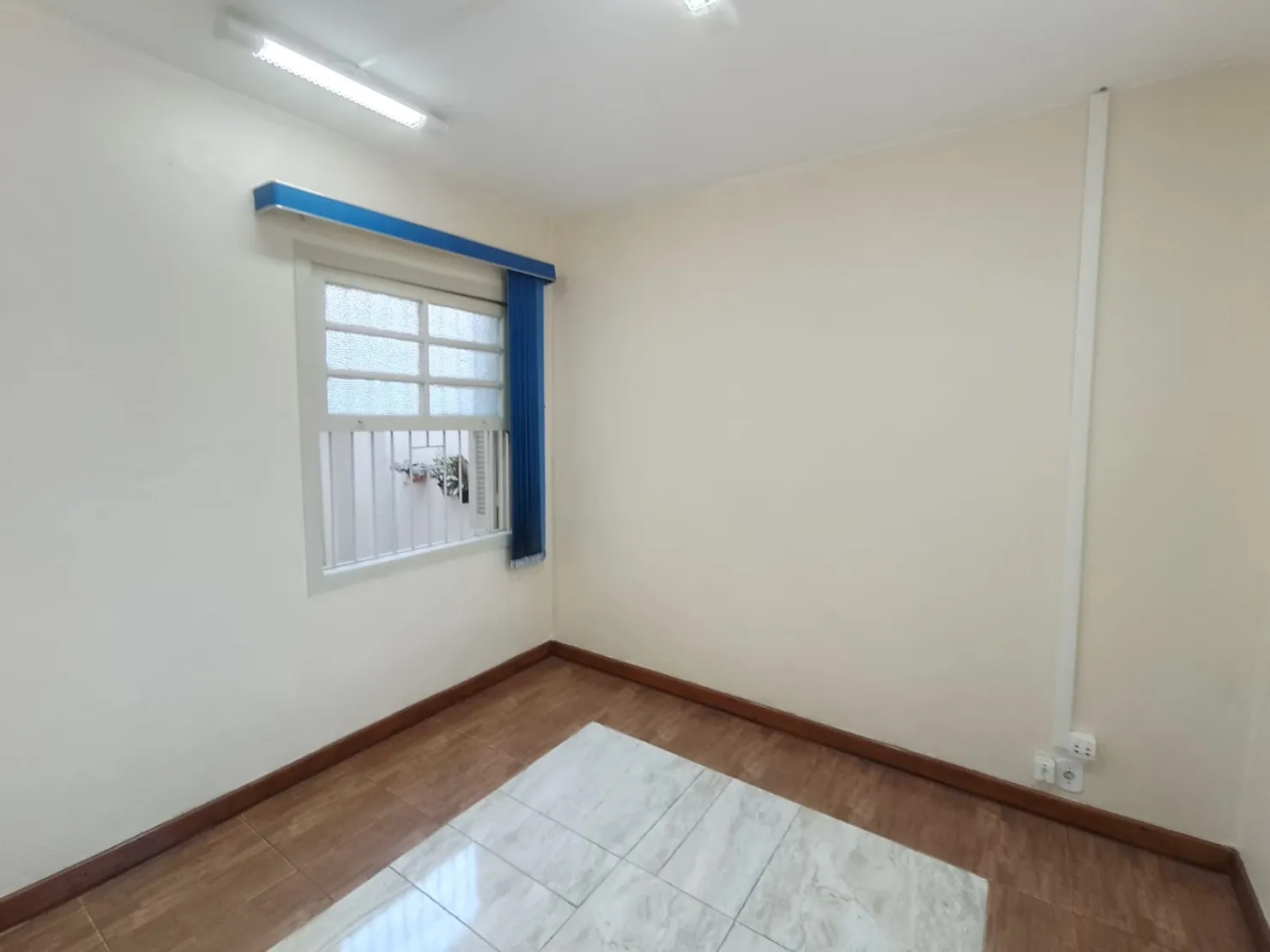 Imagem Comercial para Locação 4 Suites, 3 Vagas, 183M², Jardim das Nações, Taubaté - SP