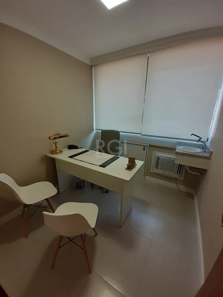 Imagem Conjunto/Sala para Venda - 104.28m², 0 dormitórios, 2 vagas - Menino Deus