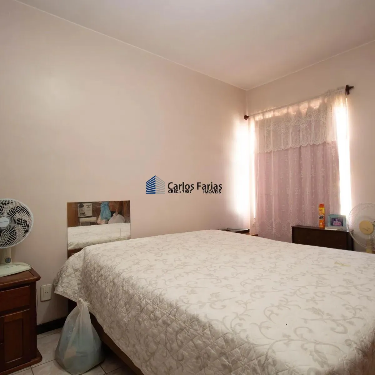 Imagem Casa para Venda em Brasília, Guará II, 5 dormitórios, 1 suíte, 3 banheiros, 2 vagas