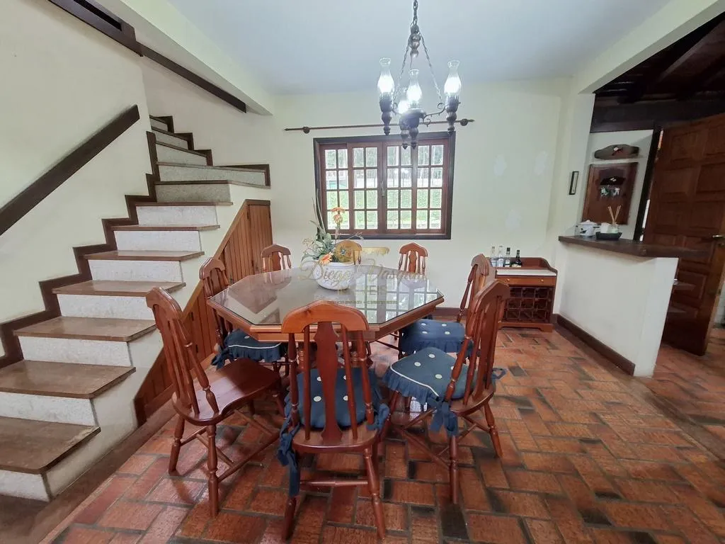 Imagem Casa para Venda em Teresópolis / RJ no bairro Quebra Frascos