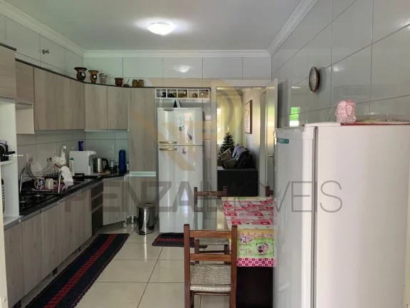 Imagem Casa para Venda em Chapecó, Vila Real, 4 dormitórios, 1 suíte, 3 banheiros, 2 vagas