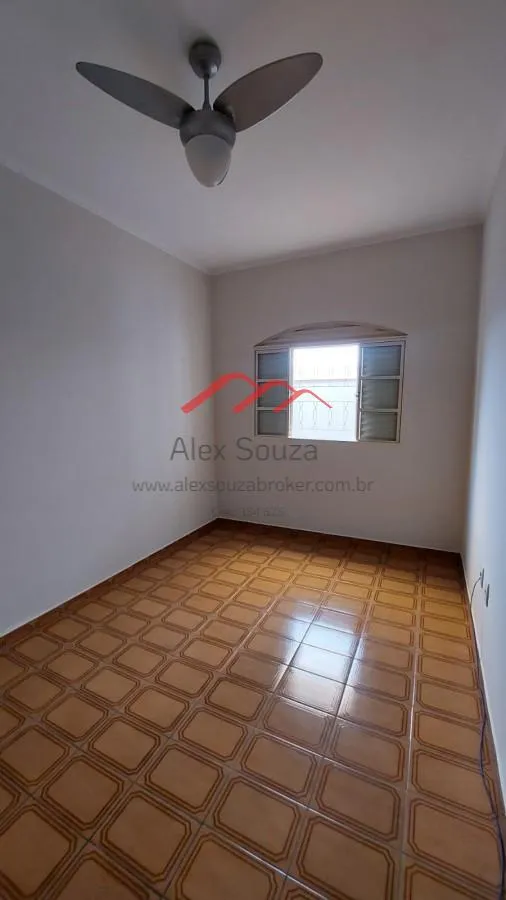 Imagem Casa para Venda em Hortolândia, Jardim Santa Izabel, 4 dormitórios, 1 suíte, 3 banheiros, 4 vagas