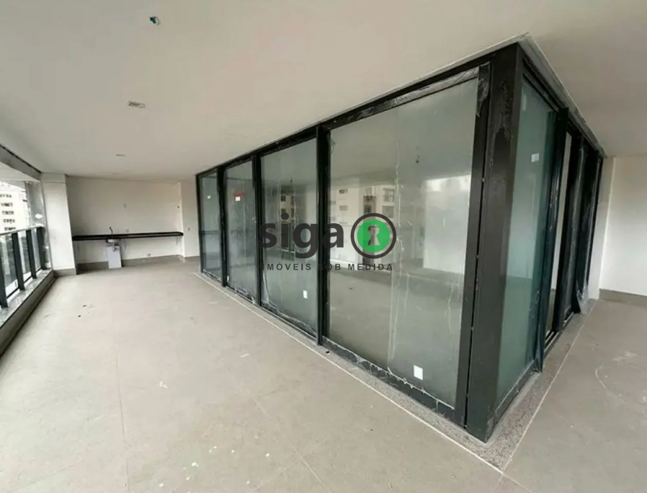 Imagem Apartamento a venda com 230m², 4 suites, 3 vagas, no contrapiso em Pinheiros