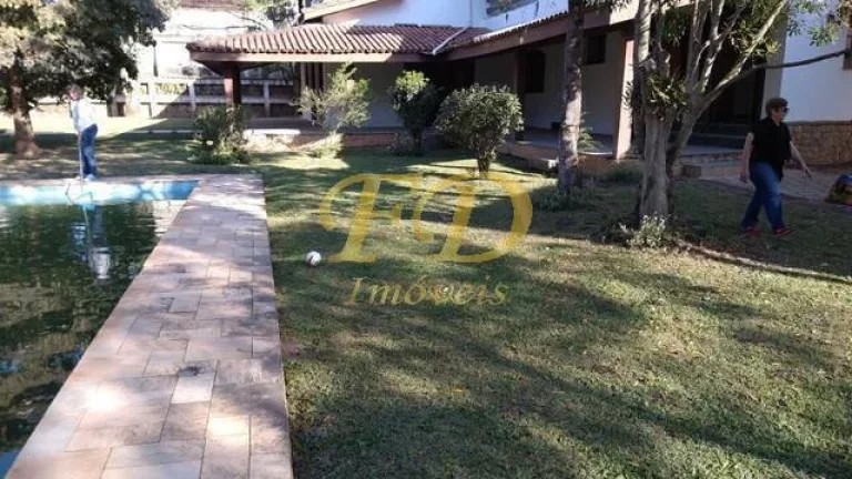 Imagem Casa no Condomínio Alpes da Cantareira