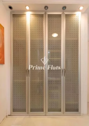 Imagem Flat disponível para venda no Condomínio Twin Towers Ibirapuera em Moema, com 74m², 2 dormitórios e 1 vaga