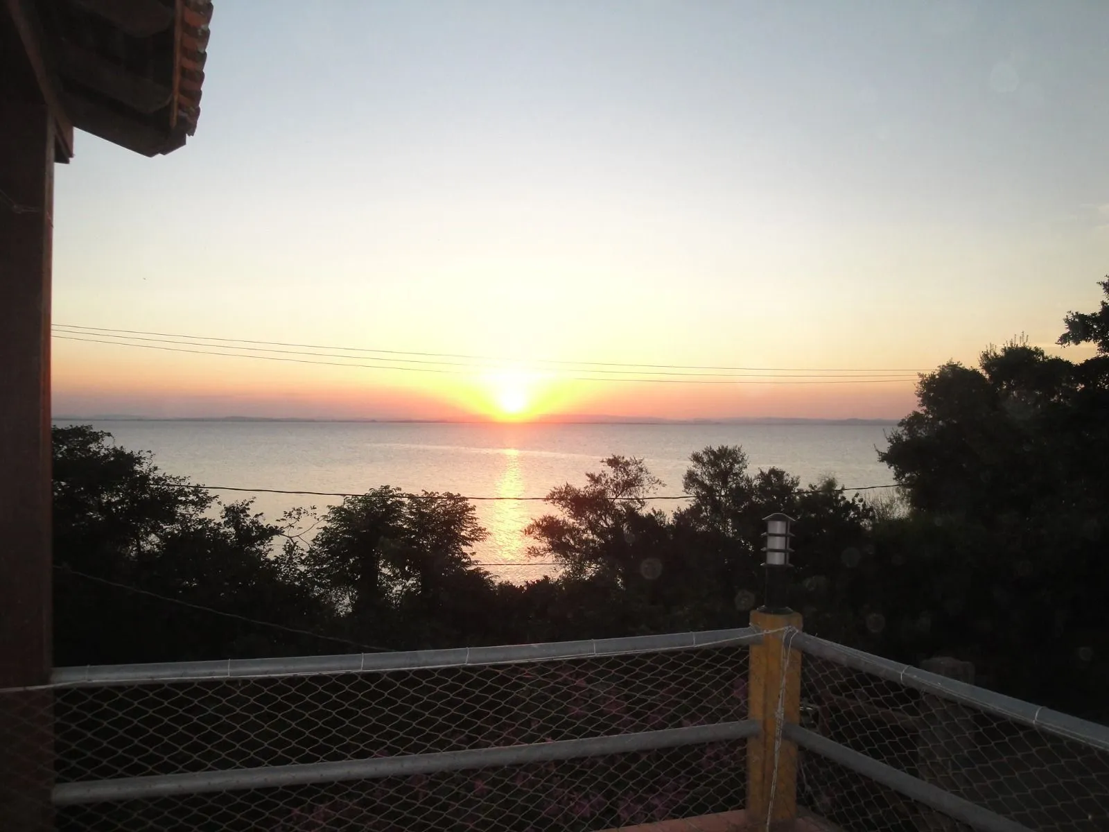 Imagem Linda casa em Belém Novo