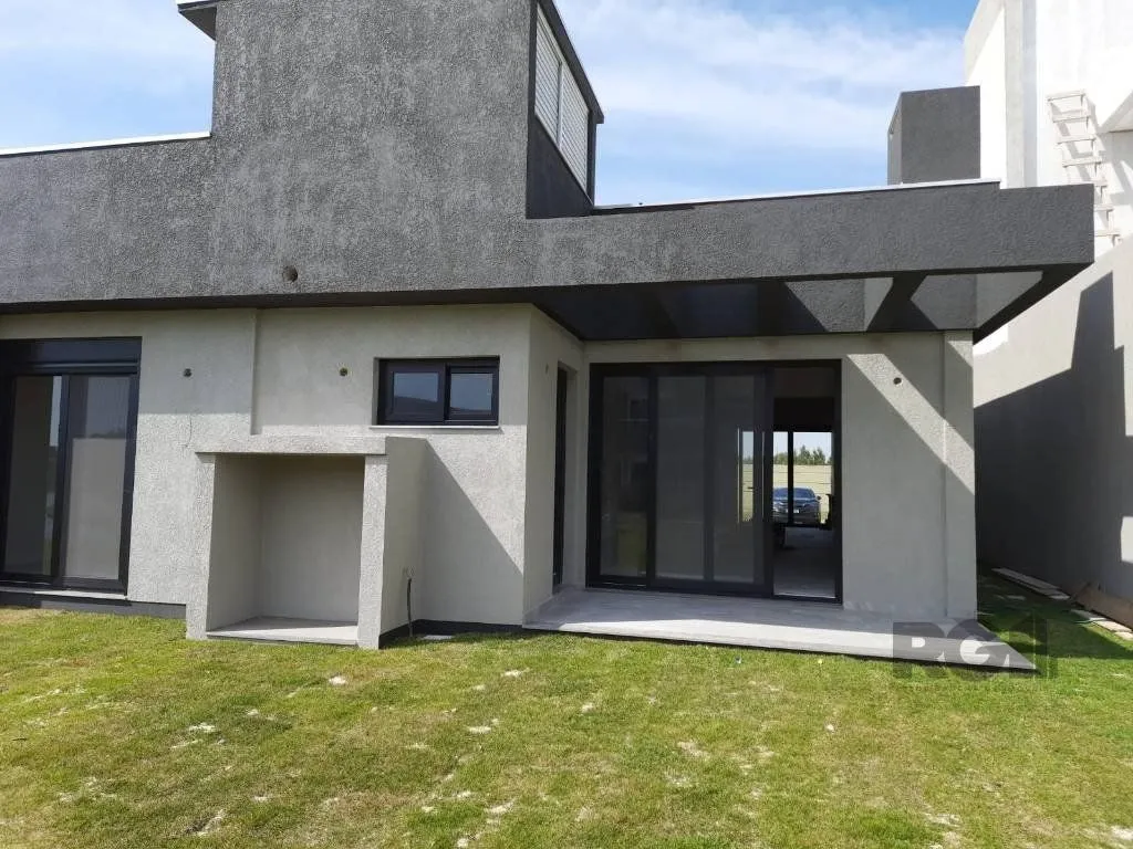 Imagem Casa de Condomínio em Rainha do Mar
