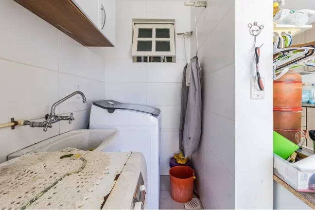 Imagem Casa para venda no bairro Guarujá em Porto Alegre