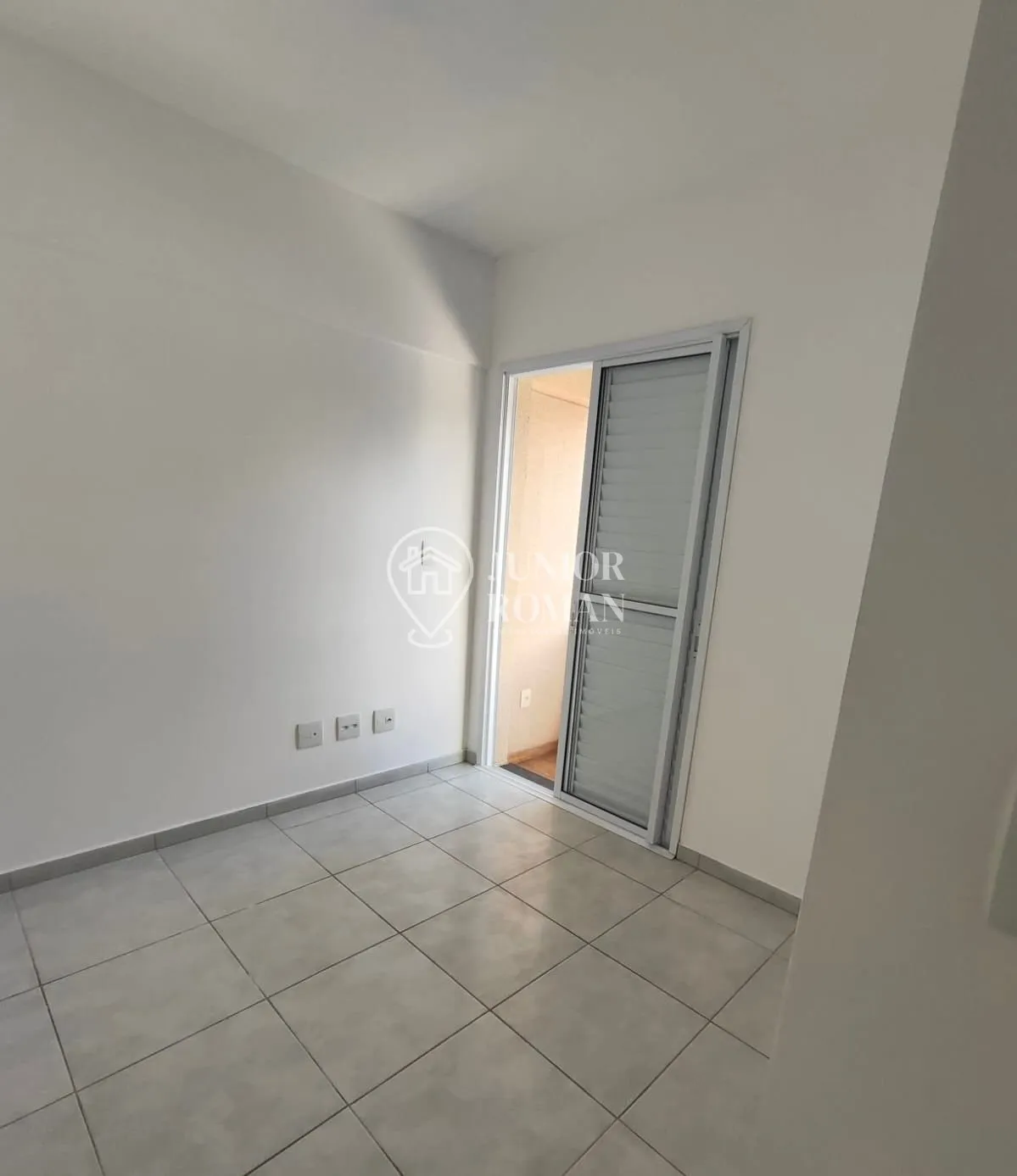 Imagem APARTAMENTO 2 DORM COM VARANDA E VISTA PARA O SBC PLAZA SHOPPING - LOCAÇÃO NO CONDOMÍNIO SANT'ANNA