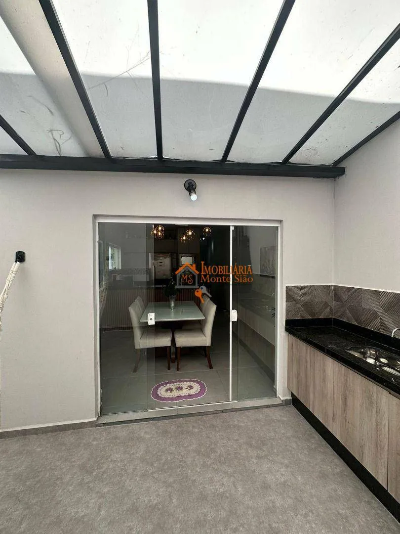 Imagem Casa com 3 dormitórios à venda, 120 m² por R$ 879.000,00 - Centro - Arujá/SP