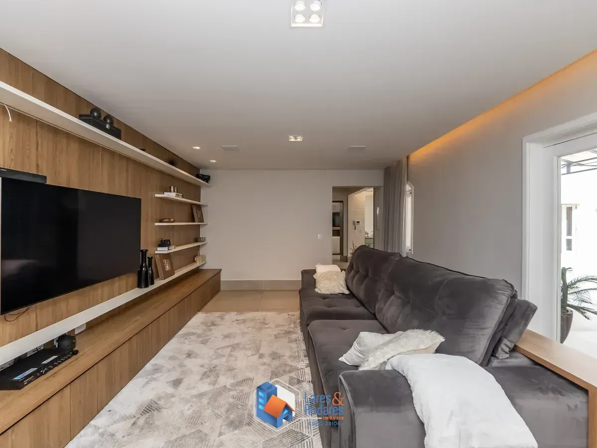 Imagem Casa para venda em Planalto Paulista com 4 quartos, sendo 2 suítes, 319m²