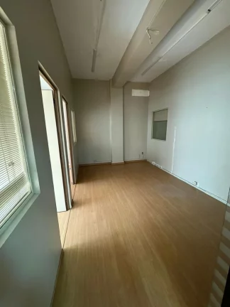 Imagem Sala para venda no bairro Centro Histórico em Porto Alegre