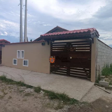 Imagem Casa com 2 dormitórios à venda, 55 m² por R$ 270.000,00 - Umuarama Parque Itanhaém - Itanhaém/SP
