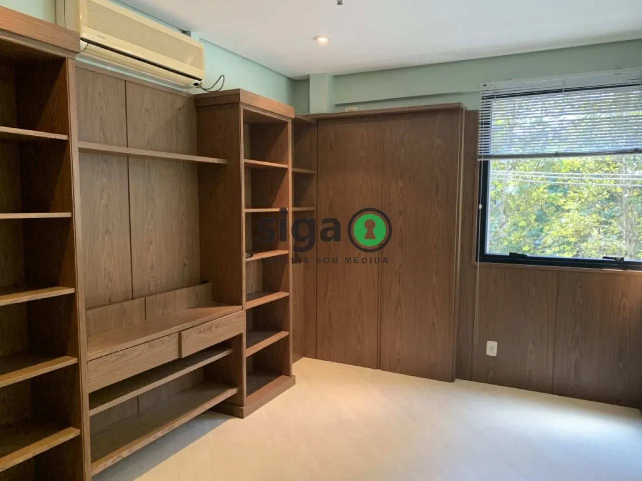 Imagem VENDE ou LOCAÇÃO no Brooklin Sala Comercial com 3 Salas e uma Vaga