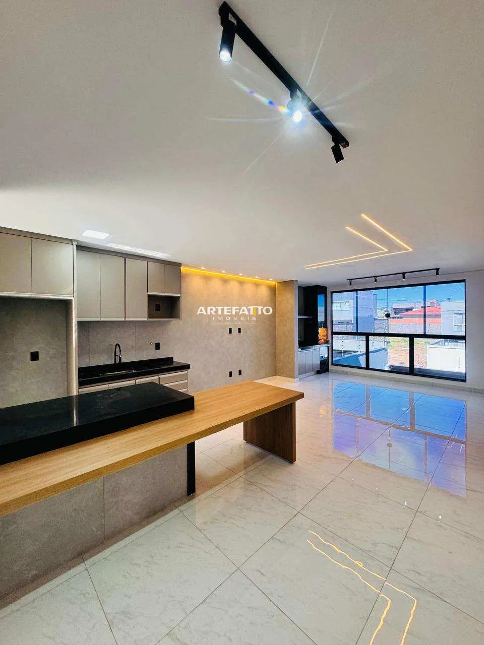 Imagem Belíssimo apartamento com 3 dormitórios a venda no bairro Jd Botânico