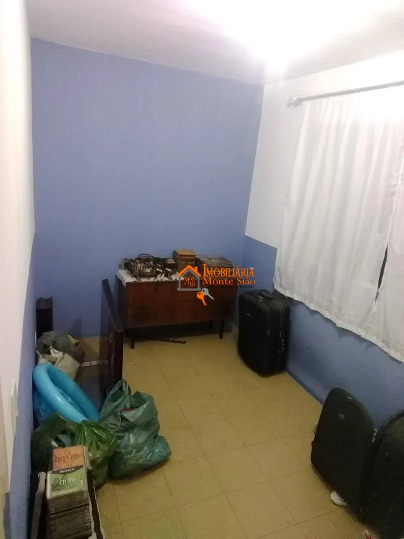 Imagem Casa com 3 dormitórios à venda, 154 m² por R$ 372.000,00 - Jardim Scyntila - Guarulhos/SP