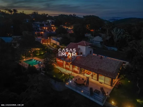 Imagem Casa para Temporada em Armação dos Búzios / RJ no bairro Alto de Búzios