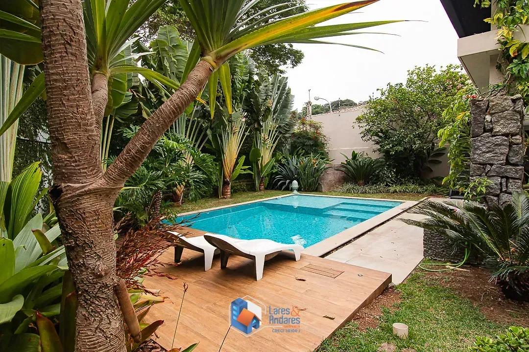 Imagem Sobrado para venda em Jardim Virginia Bianca com 4 quartos, sendo 3 suítes, 312m²
