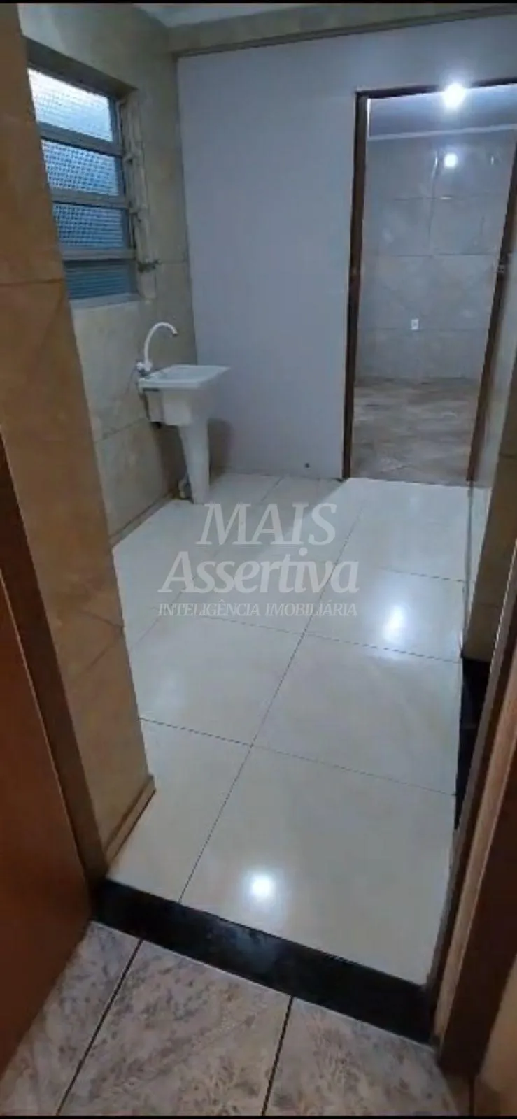 Imagem Ótimo sobrado para venda, no bairro Igara em Canoas/RS - 4 dormitórios